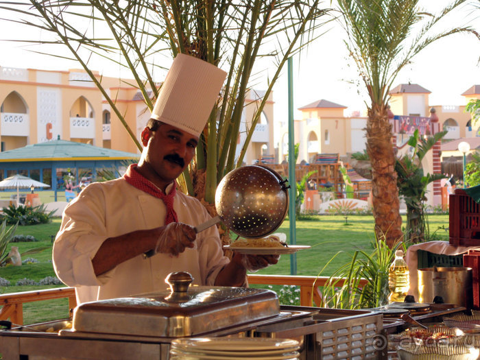 Альбом отзыва "Отдых с детьми в любое время года -hotel "Albatros Resort""