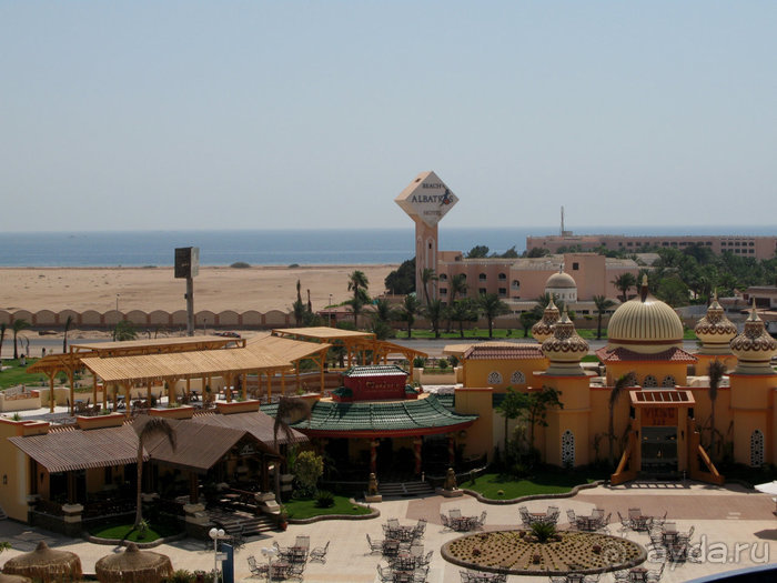 Альбом отзыва "Отдых с детьми в любое время года -hotel "Albatros Resort""