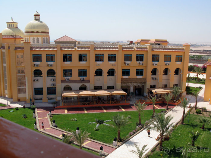 Альбом отзыва "Отдых с детьми в любое время года -hotel "Albatros Resort""