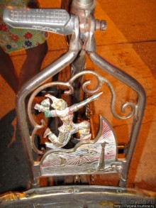 Вечерний тур на велосипедах и местные деликатесы.