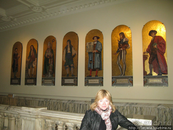 А также огни ночного Лондона, дождь и пеликан...