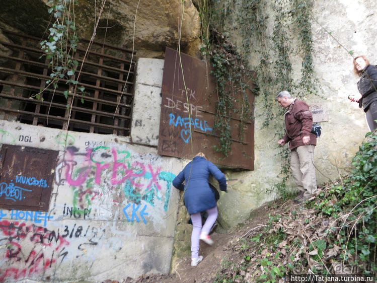 Прогулка по мергельным катакомбам "Caestert"