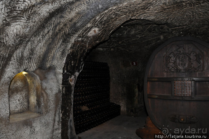 Настоящее Шампанское и немного деталей.