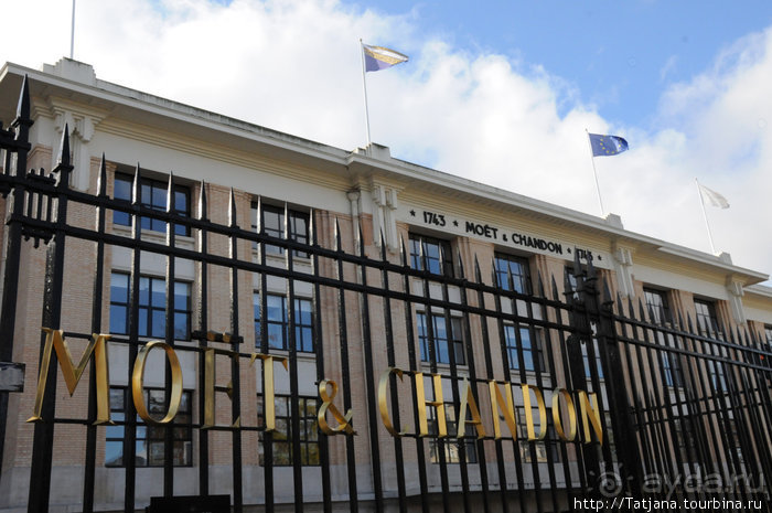 Настоящее Шампанское и немного деталей.