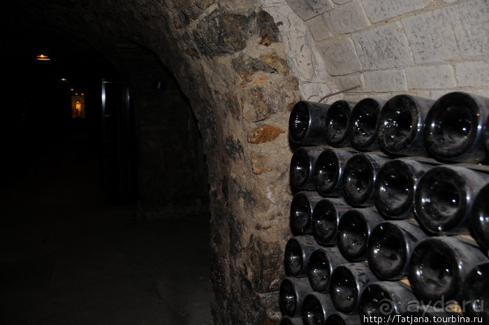 Настоящее Шампанское и немного деталей.