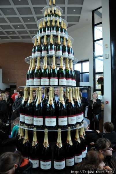 Настоящее Шампанское и немного деталей.