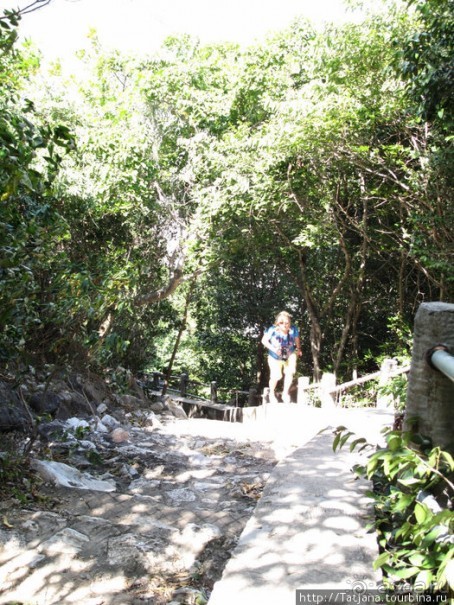 Национальный парк Сам Рой Йот - «Гора 300 вершин»