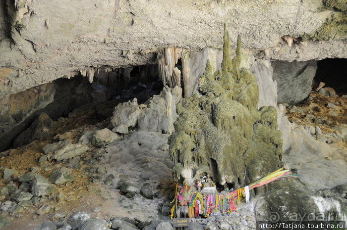 Национальный парк Сам Рой Йот - «Гора 300 вершин»
