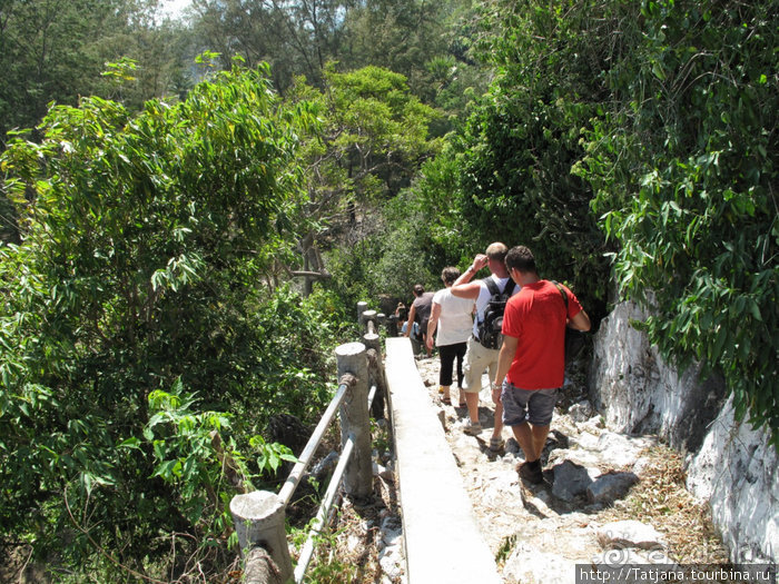 Национальный парк Сам Рой Йот - «Гора 300 вершин»