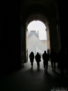 Встреча с Лувром