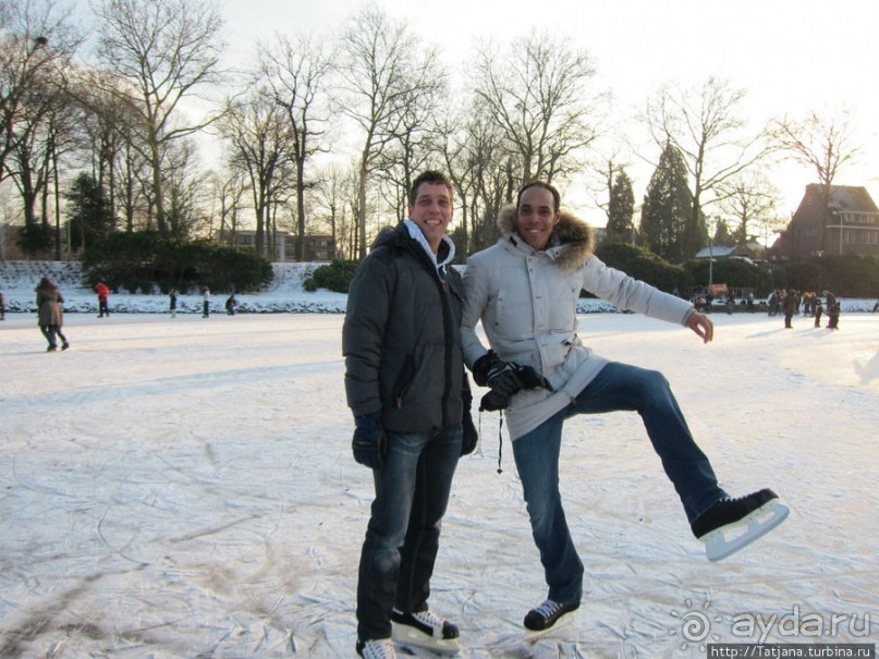 Наконец - то замерз "Уточкин" пруд... и все идут на каток