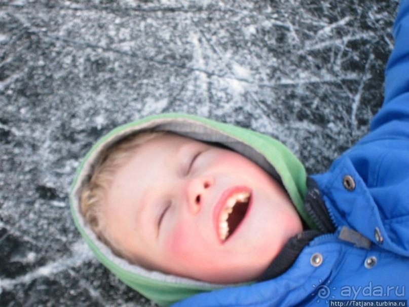 Наконец - то замерз "Уточкин" пруд... и все идут на каток