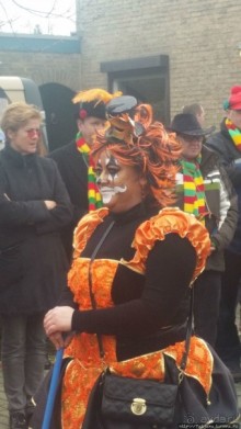 Карнавальное шествие в деревне Kleine Meers