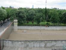 Берлинская стена и ее лики... грустные и повеселее