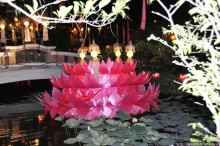 Популярный фольклорный ресторан "Khum Khantoke"