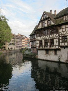 Архитектура и цветы Страсбурга.