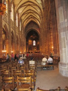 Архитектура и цветы Страсбурга.