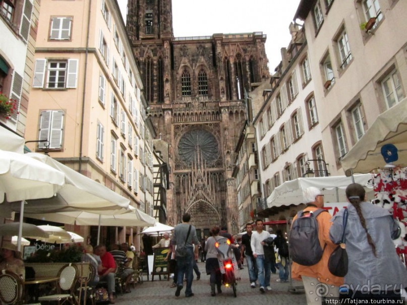 Архитектура и цветы Страсбурга.