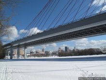 Под мостом на лыжах...