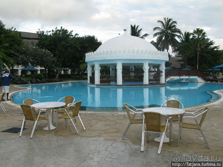 Популярный отель на побережье Diani Beach