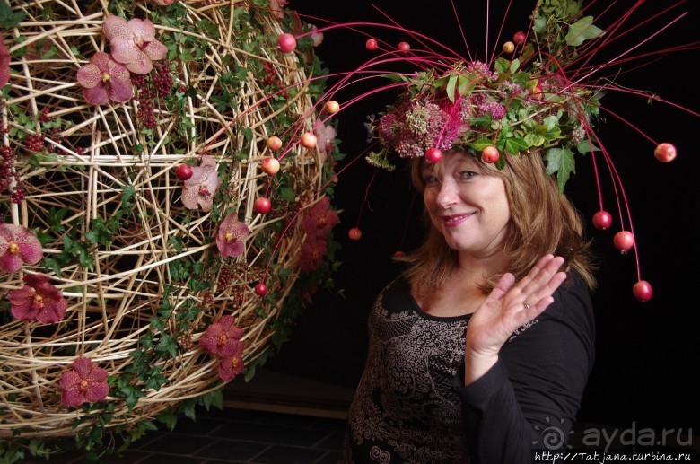 Конкурс шляпок на фестивале цветов Fleur Amour