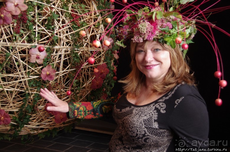 Конкурс шляпок на фестивале цветов Fleur Amour