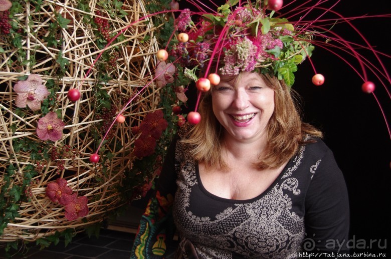 Конкурс шляпок на фестивале цветов Fleur Amour