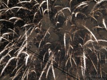 Феерверк в Валенсии в день Валенсианского сообщества