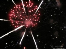 Феерверк в Валенсии в день Валенсианского сообщества