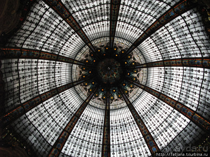 На форуме вы спрашивали фото о Париже...?