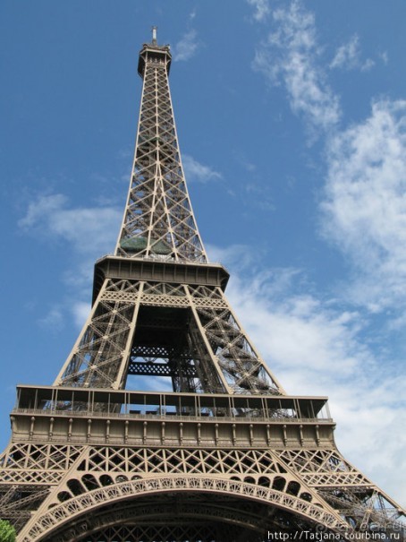 На форуме вы спрашивали фото о Париже...?