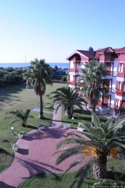 Аквапарк для детей и уроки тенниса для взрослых