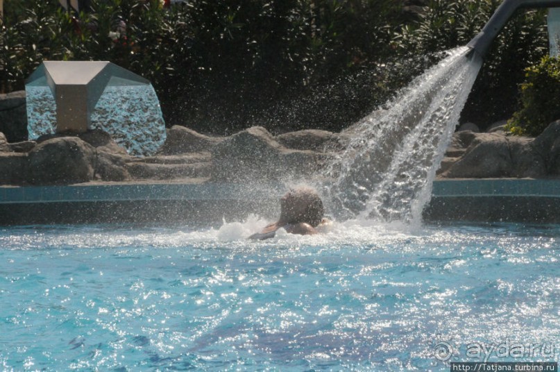 Аквапарк для детей и уроки тенниса для взрослых