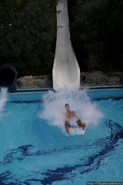 Аквапарк для детей и уроки тенниса для взрослых