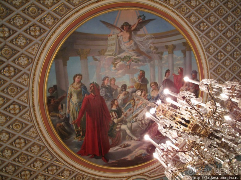 Музей керамики - одна из главных достопремечательностей.