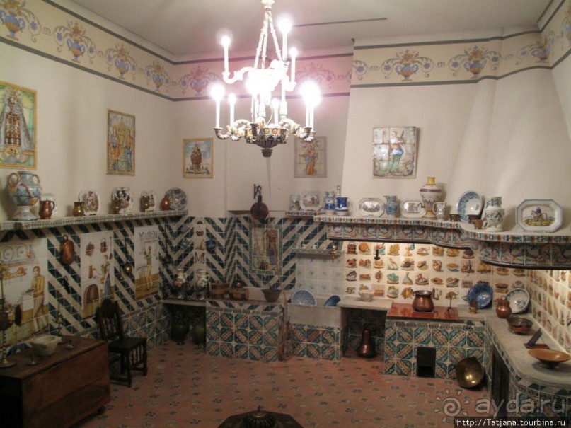 Музей керамики - одна из главных достопремечательностей.