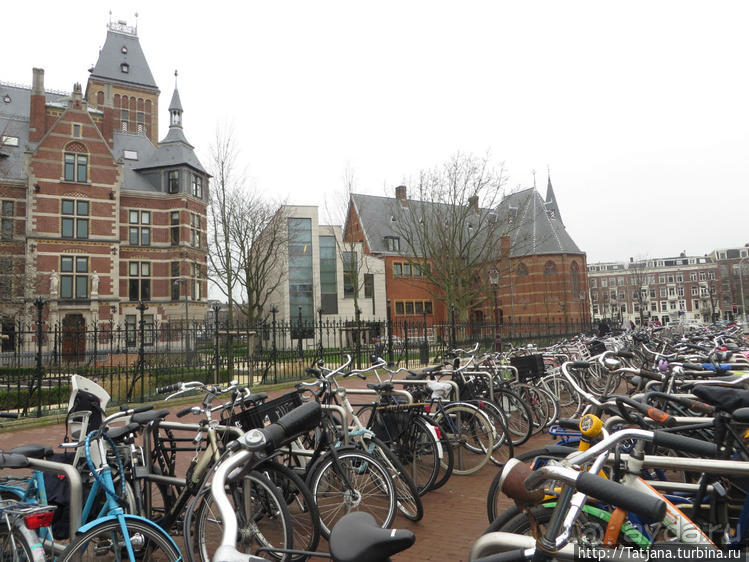 Настоящее время в Амстердаме