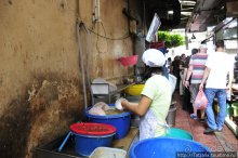 Чемоданы берите в Таиланд полупустые...