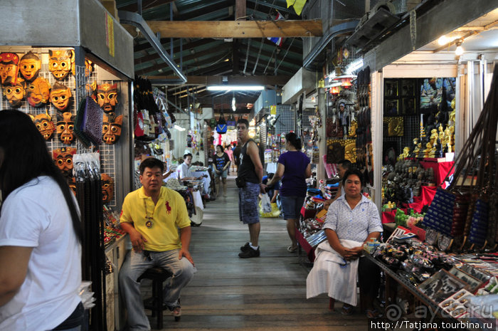 Чемоданы берите в Таиланд полупустые...