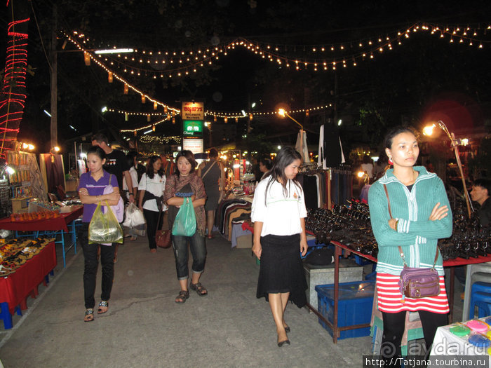 Чемоданы берите в Таиланд полупустые...