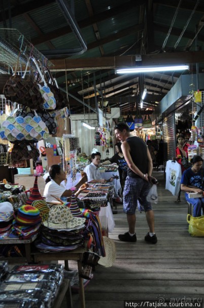 Чемоданы берите в Таиланд полупустые...