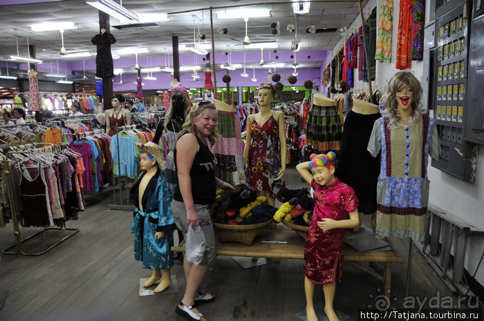 Чемоданы берите в Таиланд полупустые...