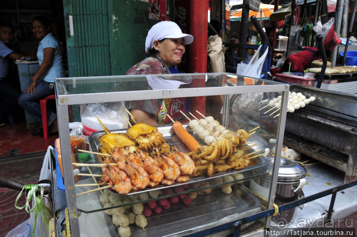Чемоданы берите в Таиланд полупустые...