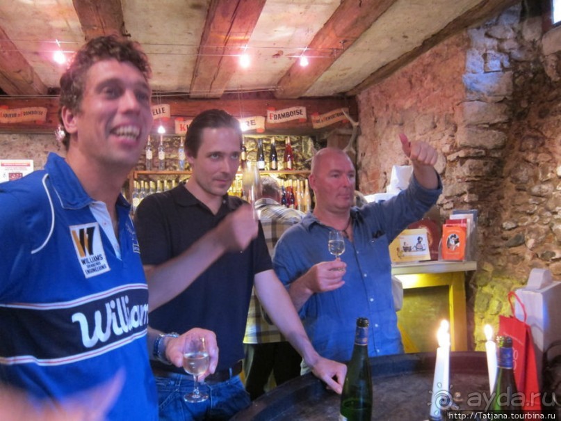 Элзаские вина и одна из самых красивых деревень Франции.