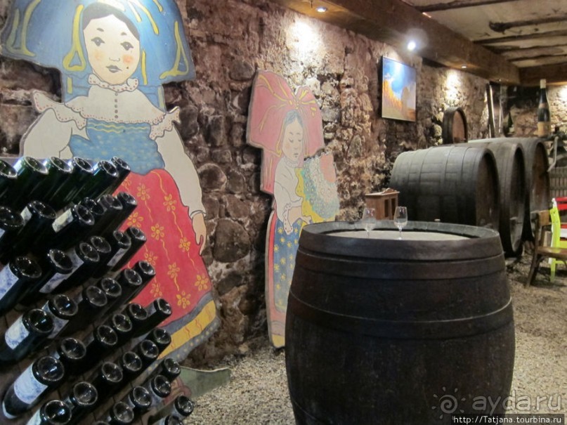 Элзаские вина и одна из самых красивых деревень Франции.