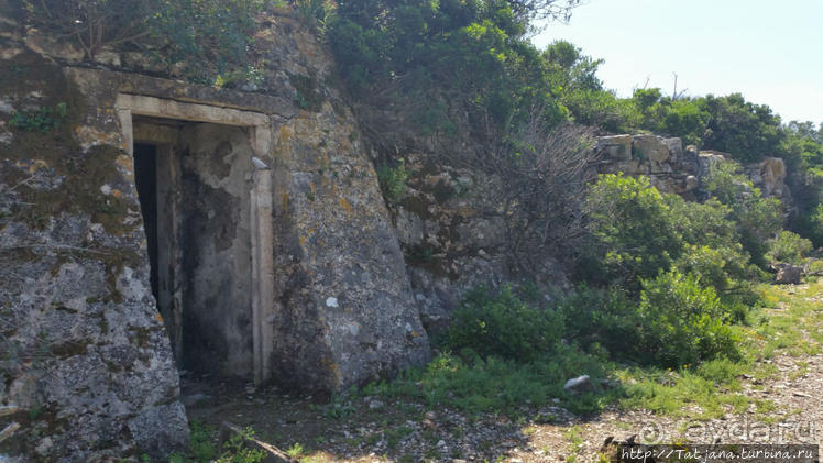Остров Козада и руины военно-морского форта