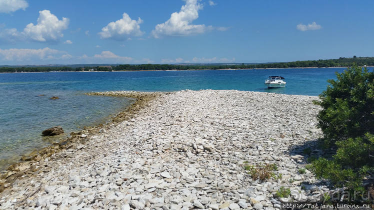 Остров Козада и руины военно-морского форта