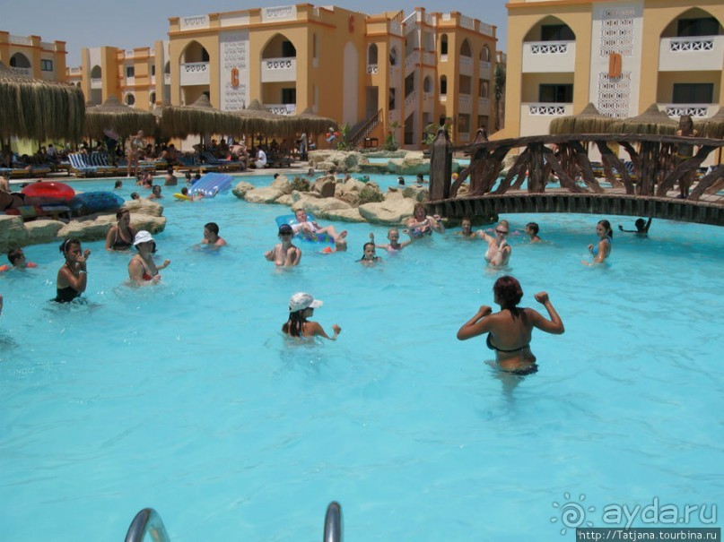 Замечательный отель для отдыха с детьми "Albatros Resort"-