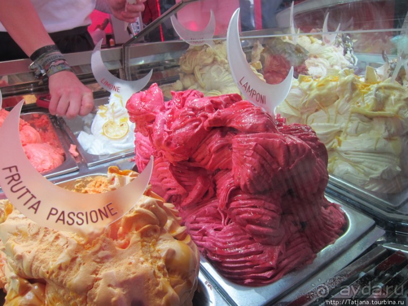 Самое вкусное мороженое в Маастрихте "LUNA Rossa"