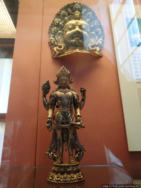 Ценные экспонаты Британского музея и Розеттский камень